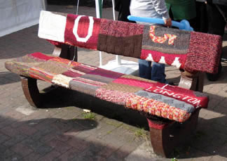 guerrilla knitting